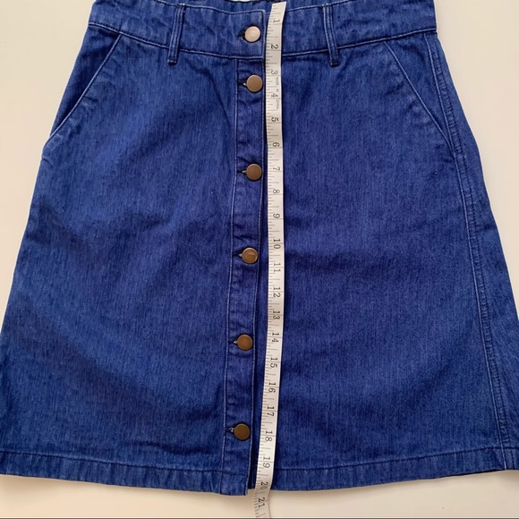 DONATED H&M Denim Button front high waisted miniskirt - Picture 5 of 5